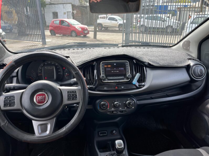 
								Fiat Uno Way 1.4 Año 2018 Usado completo									